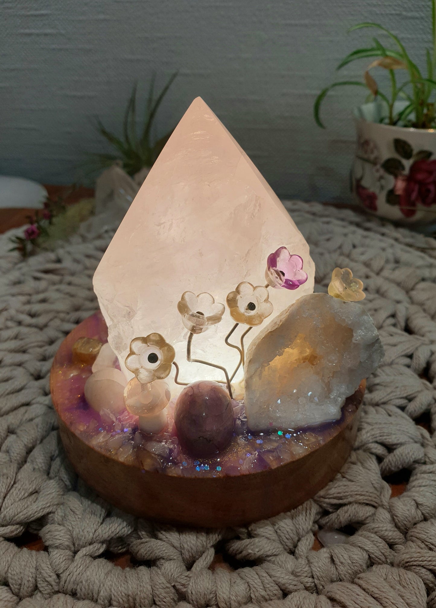 Rose Quartz flower garden LED Lamp