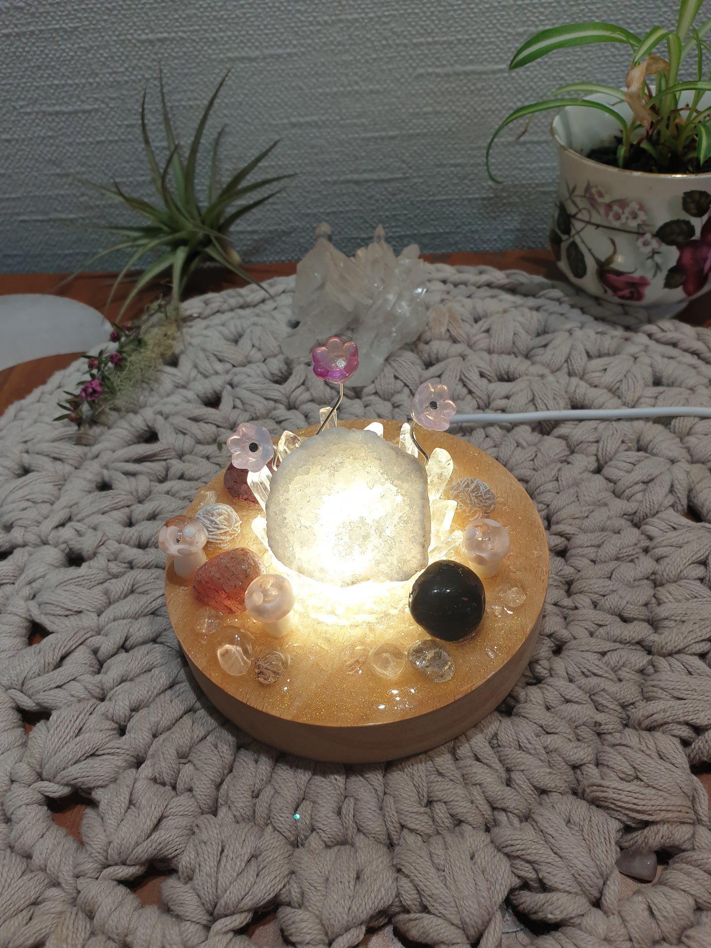 Clear Quartz Geode Lamp