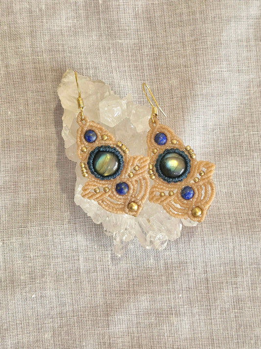 Angelic Labradorite Earrings (cream)