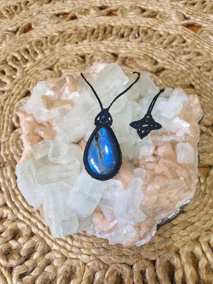 Stunning Blue Labradorite Pendant