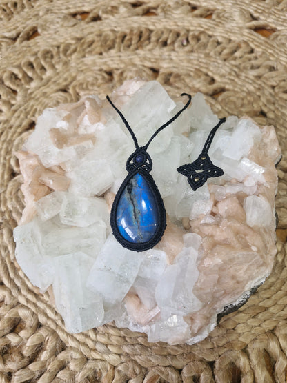 Stunning Blue Labradorite Pendant